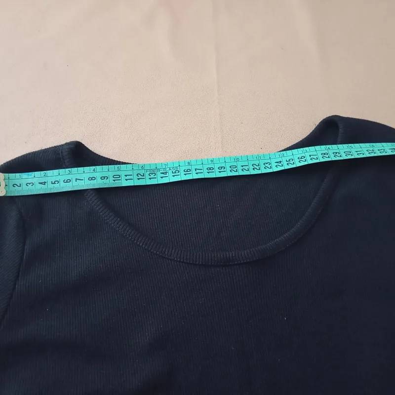 Vestido Tubo Manga Larga. Impecable 3