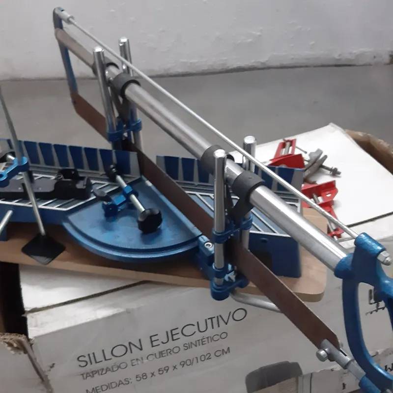 Ingletera para Cortar Madera en Ángulo