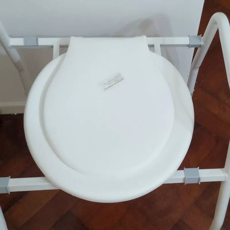 Elevador de Inodoro con Bacinilla+ Chata 3