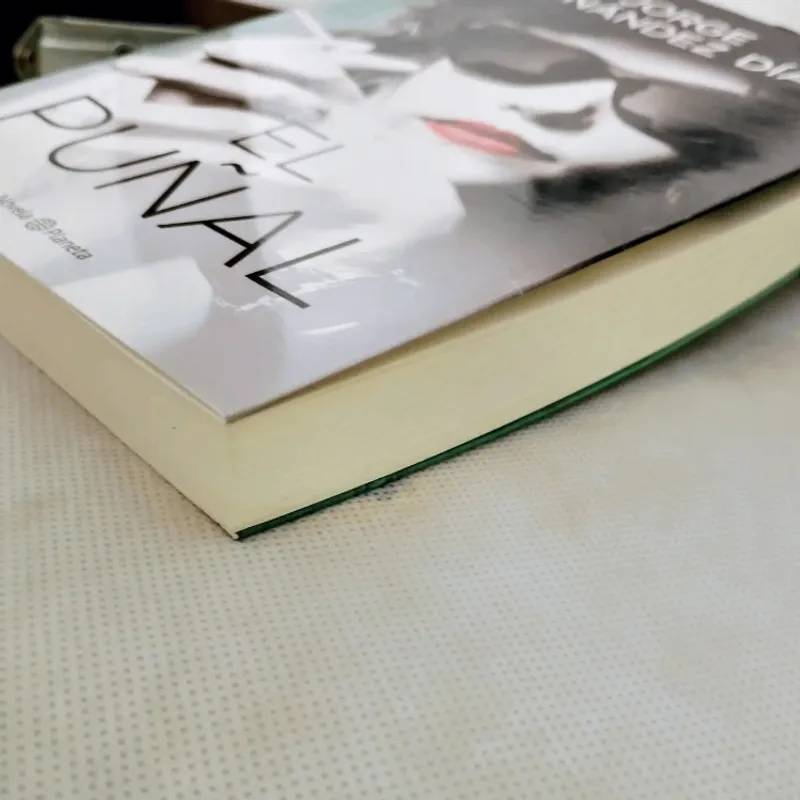 Libro el Puñal de Jorge Fernández Díaz. Ed. Planeta 3