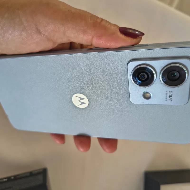 Motorola G84 5g Usado Celeste Claro 2