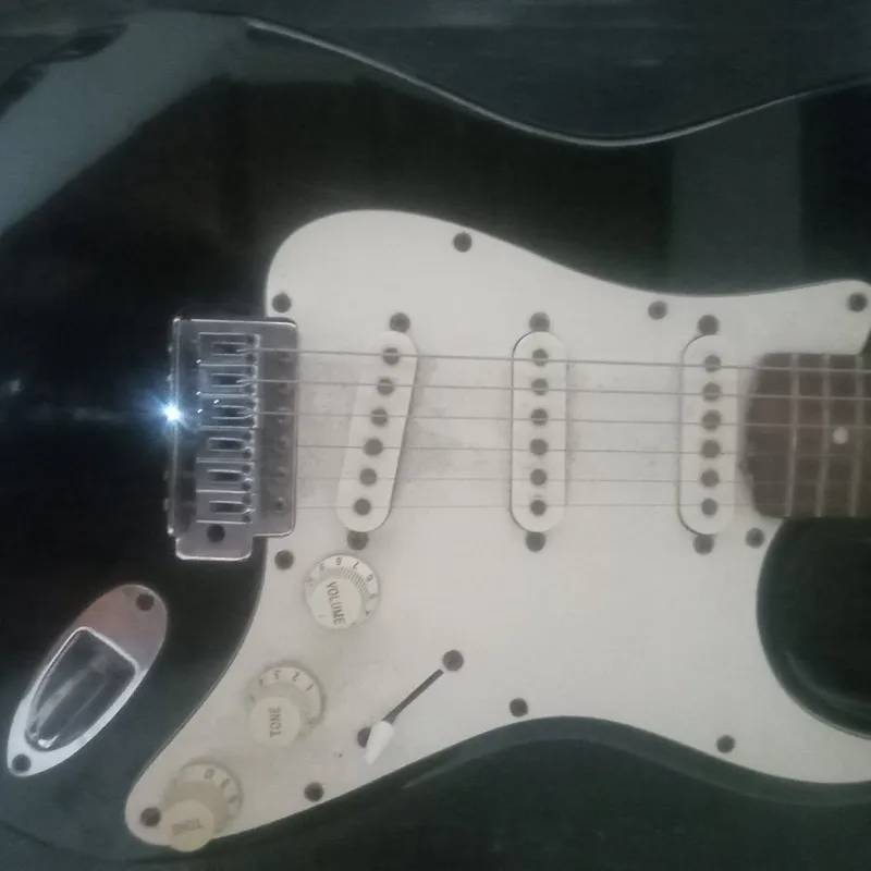 Guitarra Electrica Midland Stratocaster Excelente Estad 2