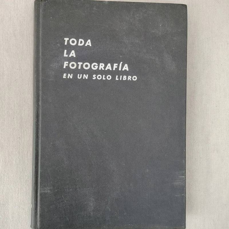 Toda la Fotografía en un Solo Libro - W. D. Emanuel
