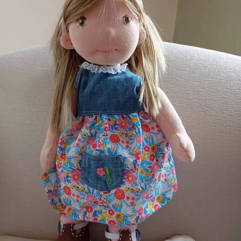 Muñeca Artesanal Waldorf 2