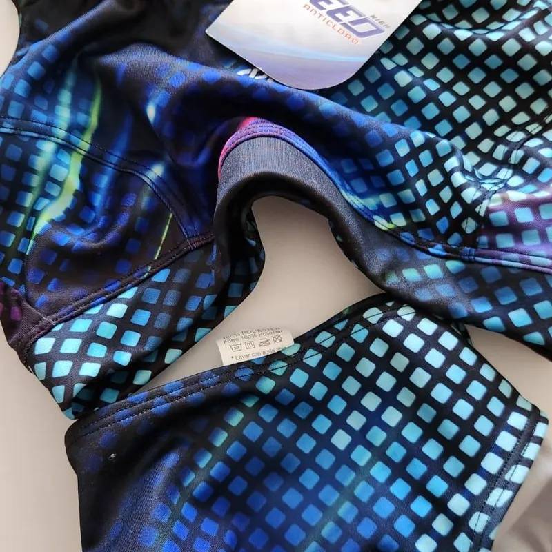 Malla de Natación de Dos Piezas (top y Culote)t M S/uso