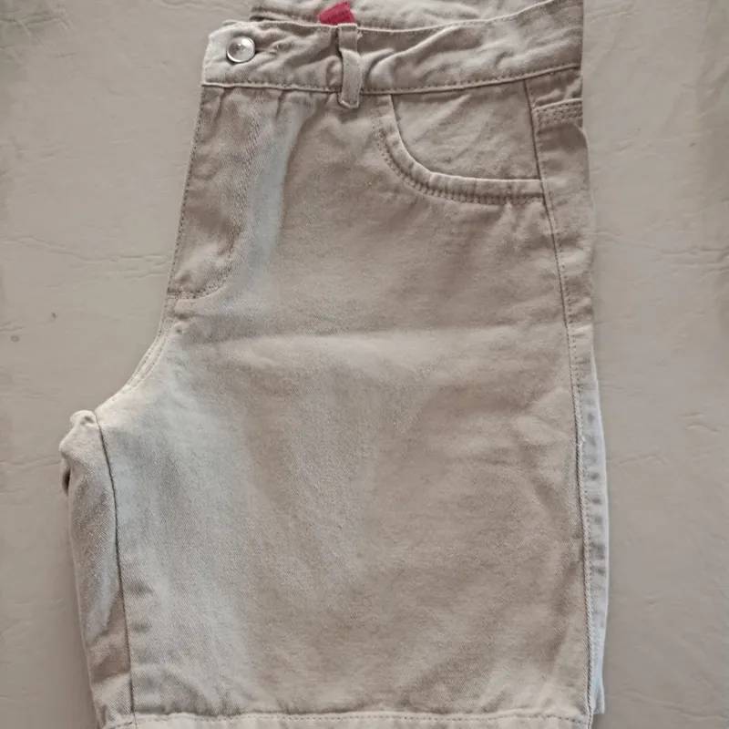 Bermuda Tiro Medio Rigida 3