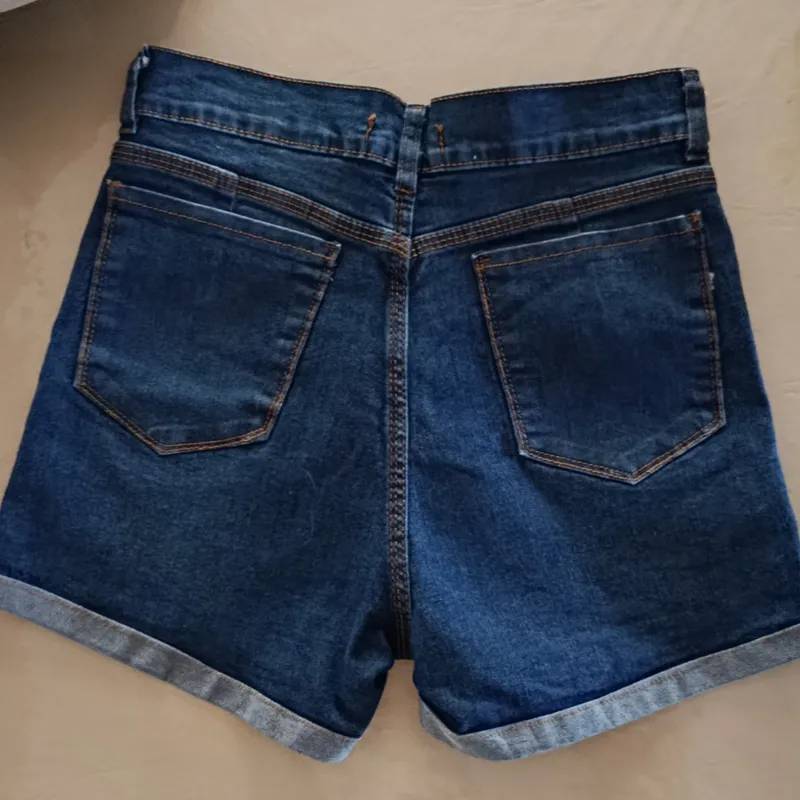 Short Elastizado Azul Oscuro 2