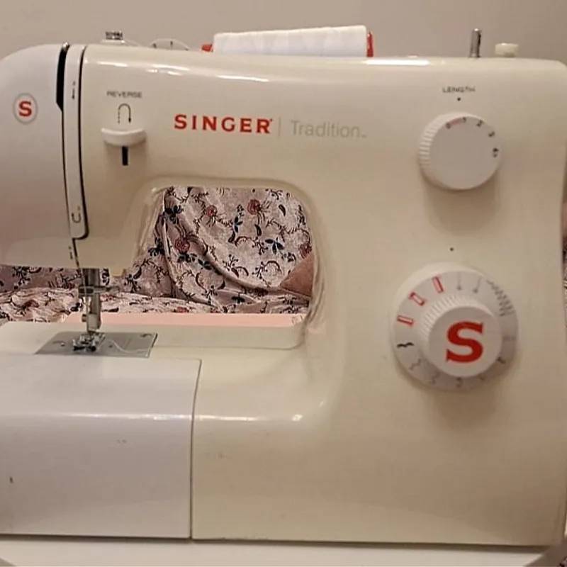 Máquina de Coser Singer Recta