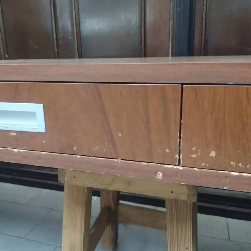 Escritorio Colgante 4