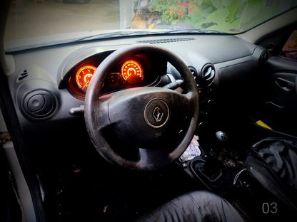Renault Sandero Confort 2013 C/gnc 2