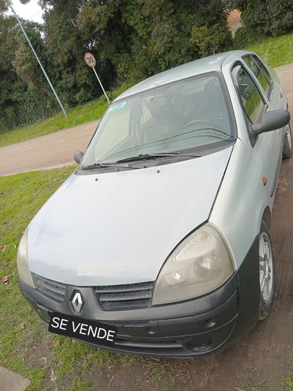 Renault Clio 2 Mod. 2004 4