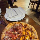 SM Split Specialty Pizza