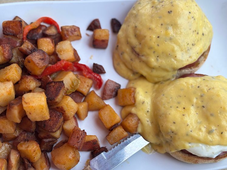 Eggs Benedict