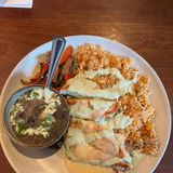 Arroz con Pollo