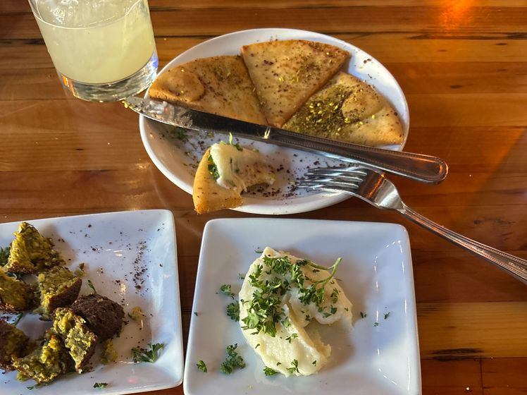 TAPA Garlic Dip
