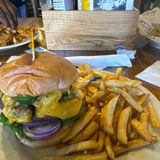 *SAND/DBL PUCK BURGER