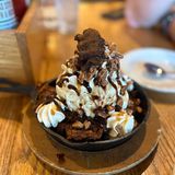 *DSRT/BROWNIE SUNDAE