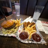 Lunch All American Burger