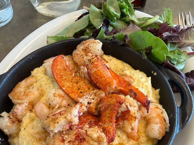 Lobster & Shrimp & Grits