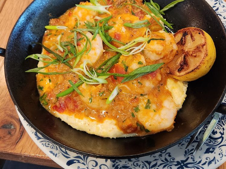 Tupelo Shrimp & Grits