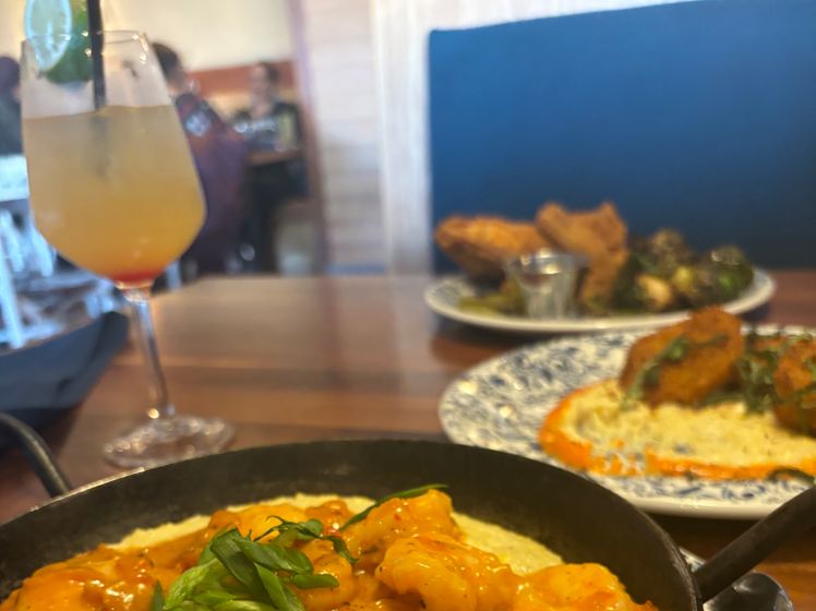 Tupelo Shrimp & Grits