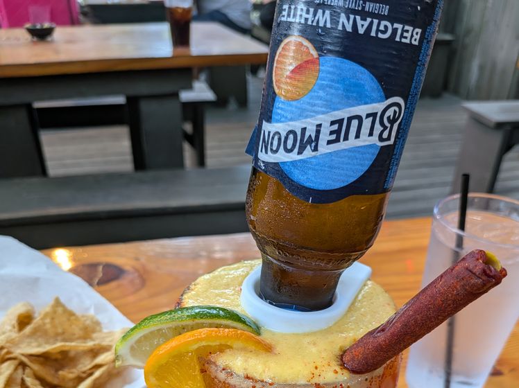 Mango Moon Rita