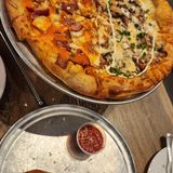 LG Split Specialty Pizza