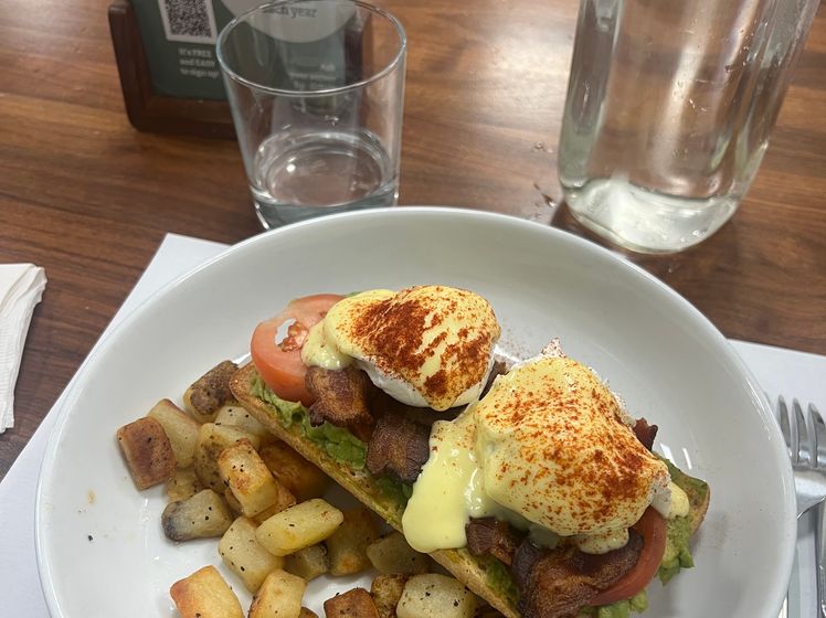 Avocado Benny