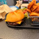 Classic Cheeseburger