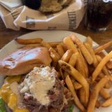 SAND/MOJO BURGER