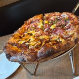 MD Split Specialty Pizza