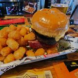 Lunch All American Burger