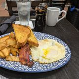 CLASSIC BREAKFAST