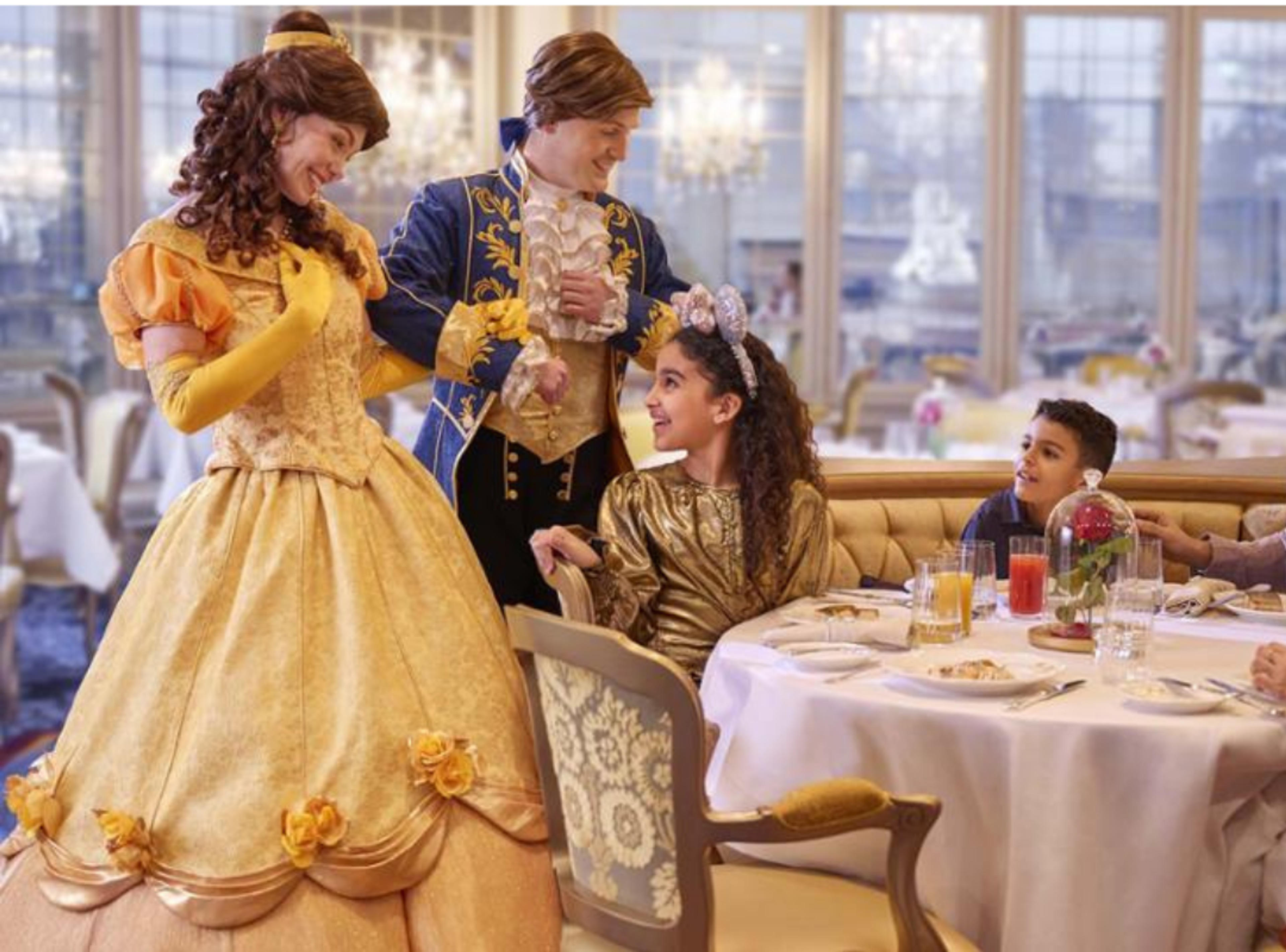 Dine at Disney Restaurants