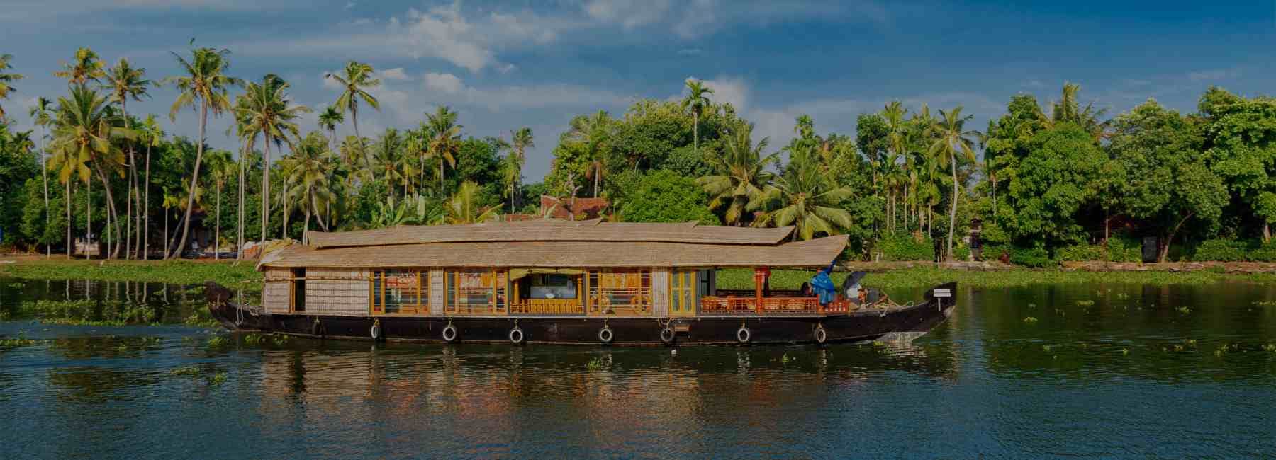 7-Day Group Kerala Adventure – Hills, Backwaters & Beaches