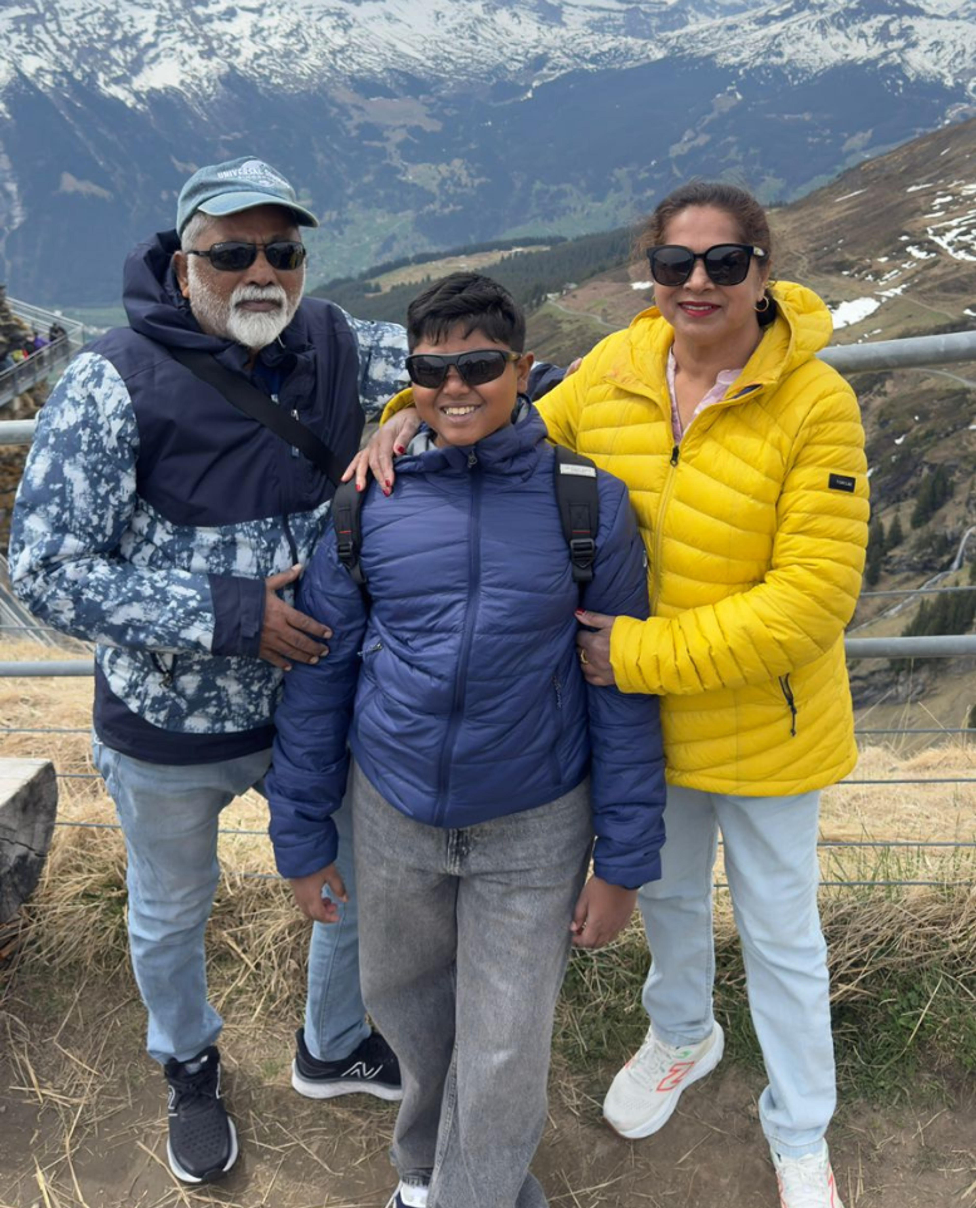 EUROPE TOP TO BOTTOM – Paris to Rome Family Escape