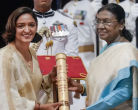 रोहित शर्मा और हरमनप्रीत कौर को पद्म श्री सम्मान, राष्ट्रपति मुर्मू ने खेल दिग्गजों को नवाजा