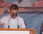 Rahul Gandhi is suffering badly due to heat, poured water on his head from a bottle while giving speech, said this