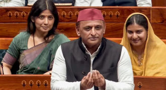 अखिलेश यादव