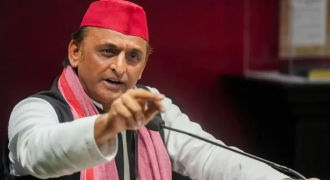 अखिलेश यादव