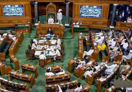 लोकसभा में टूटा DMK कांग्रेस का साथ, स्टालिन के सांसदों को मिली अलग सीटिंग
