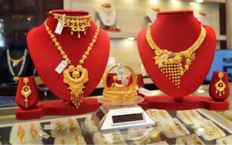 Gold Price Disparity: Why India Pays 18000 More Per Lakh Than Abroad