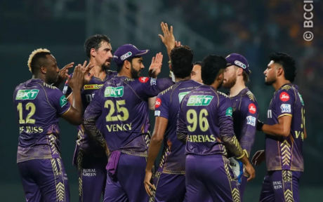 Kolkata defeated Delhi by seven wickets - Phil Salt's fifty, Chakraborty took 3 wickets