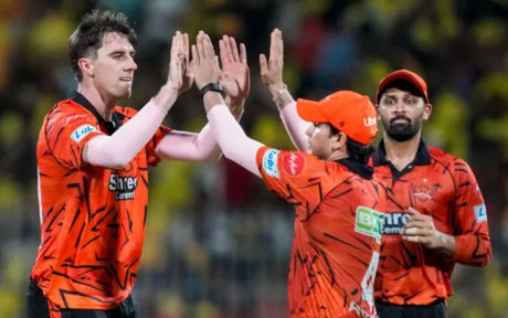 RCB Retains Top Spot Despite 55 Run Defeat Against Sunrisers Hyderabad