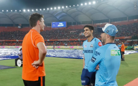 Gujarat-Hyderabad match canceled due to rain - SRH qualifies for playoffs