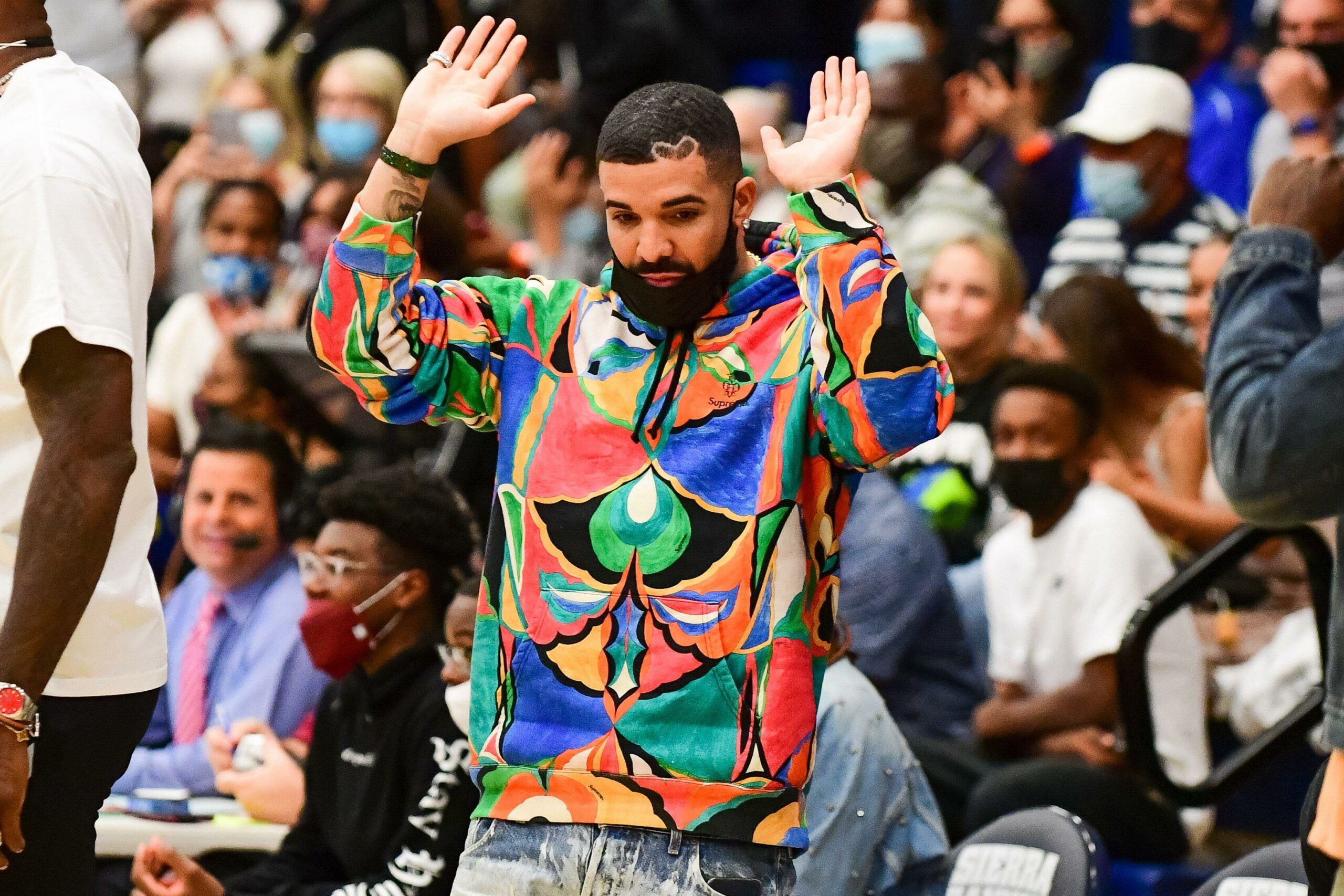 Drake Places Bet on Chiefs to Defeat the Eagles in Super Bowl LVII