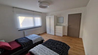 Schlafzimmer Bild 1
