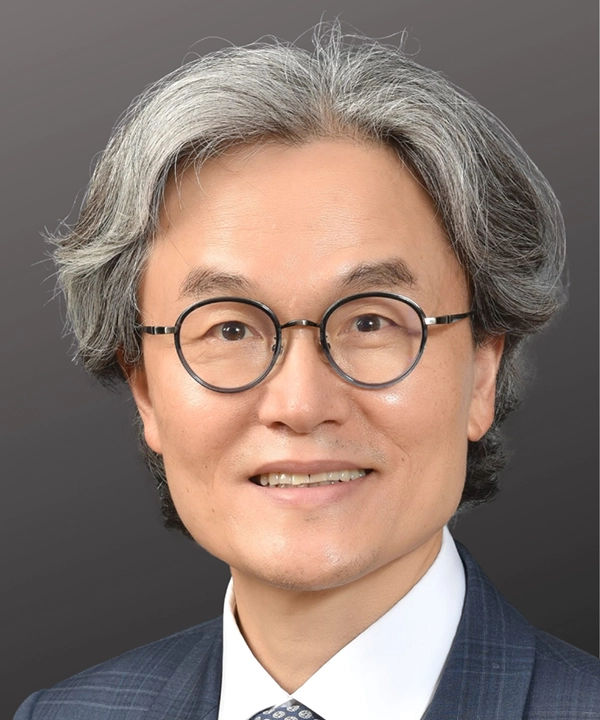 Dr. Yong Ju Jang