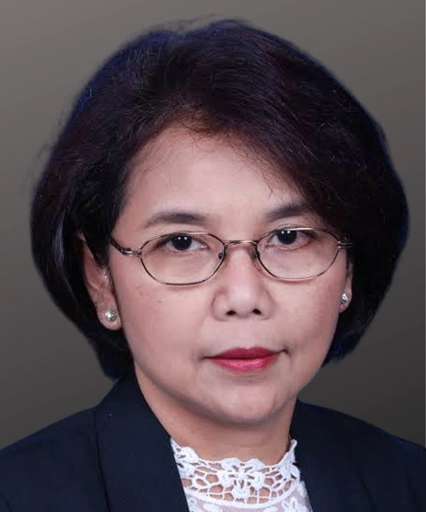 Dr. Ria Trimartani Koento, MD