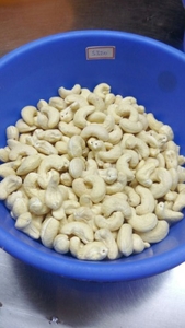 കശുവണ്ടി